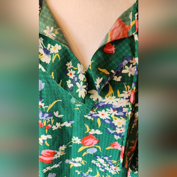 Loft Bouquet Floral Ruffle Tie Neck Top Blouse Green Size Small - Picture 8 of 11